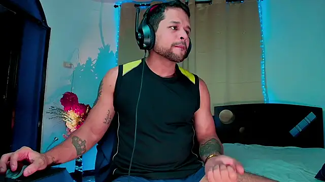 LucasGaeel online show from 15, 11, 2025