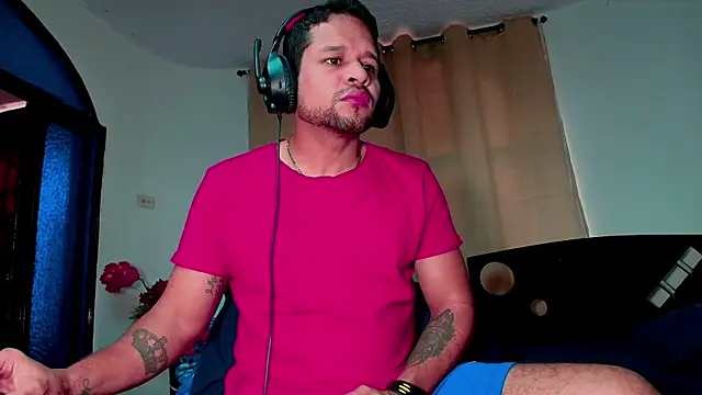 LucasGaeel online show from 18, 11, 2025