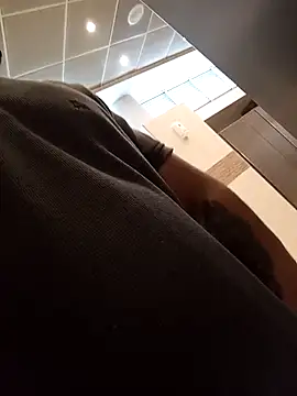 LucasGaeel online show from 6, 4, 2026