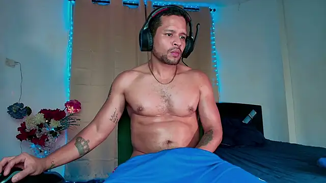 LucasGaeel online show from 12, 10, 2025