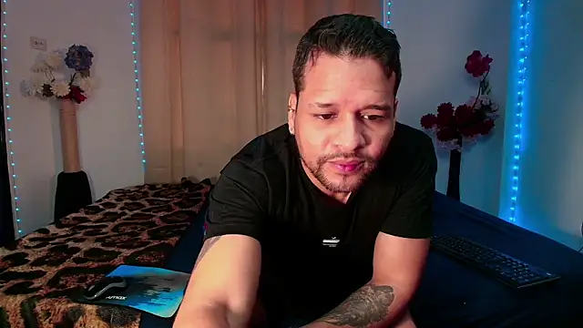 LucasGaeel online show from 12, 4, 2026