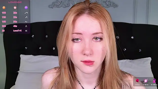 LiraKink online show from 9, 4, 2026