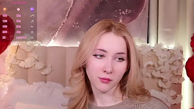 LiraKink online show from 5, 2, 2026