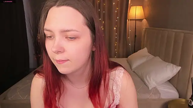 Monica  Queen online show from 24, 3, 2026