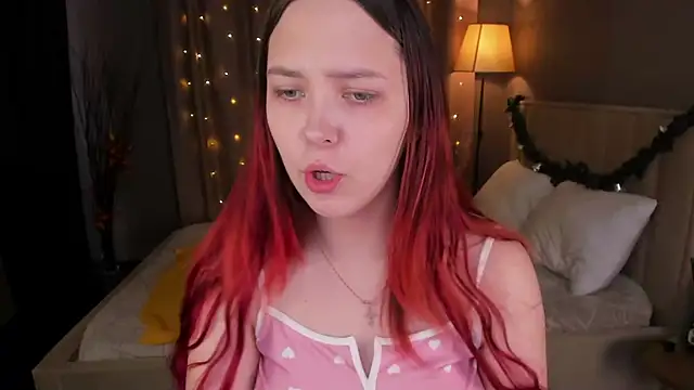 Monica  Queen online show from 1, 12, 2025