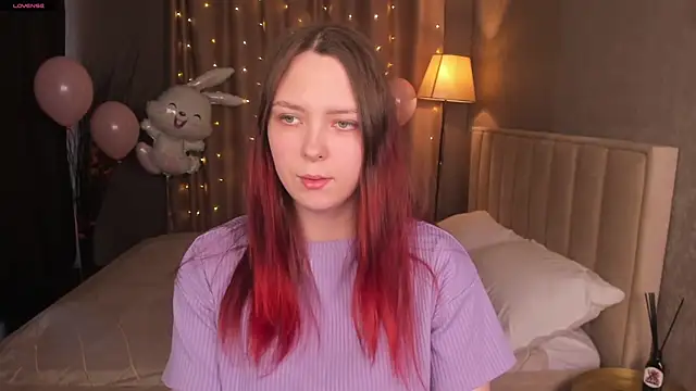 Monica  Queen online show from 3, 4, 2026