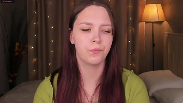 Monica  Queen online show from 11, 4, 2026