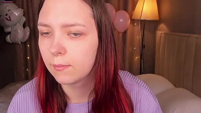 Monica  Queen online show from 7, 4, 2026