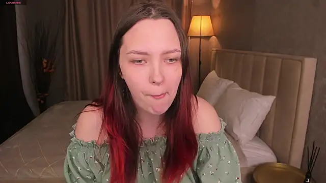 Monica  Queen online show from 19, 3, 2026