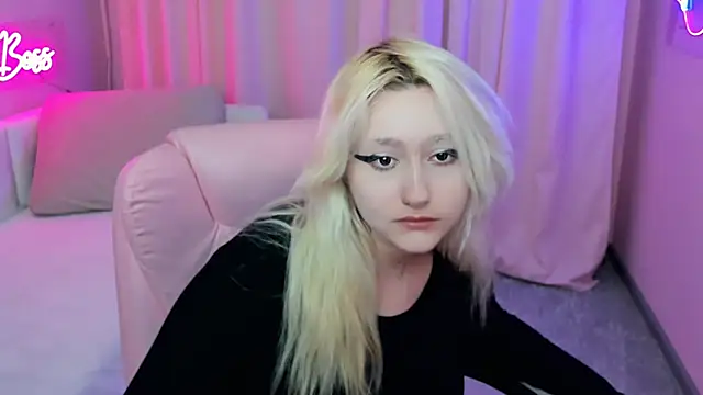 JuliaSharkk online show from 24, 9, 2025