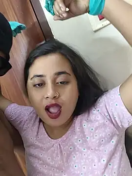 Love Queen11 online show from 18, 7, 2026