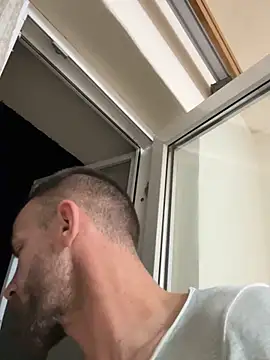 sexyman1936 online show from 29, 10, 2025