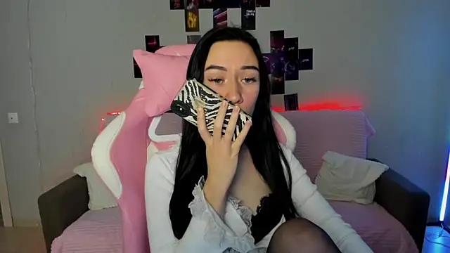 Arina Meow19 online show from 29, 11, 2025