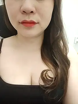 Girl Shy2000 online show from 21, 4, 2026