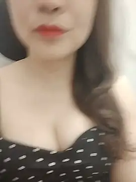 Girl Shy2000 online show from 16, 5, 2026