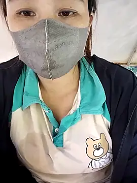 Girl Shy2000 online show from 26, 10, 2025