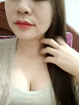 Girl Shy2000 online show from 14, 12, 2025