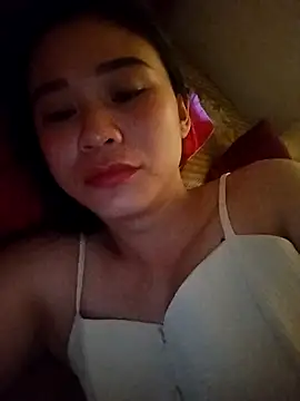 Girl Shy2000 online show from 9, 10, 2025