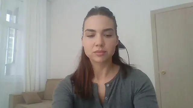 Arivessa online show from 27, 10, 2025