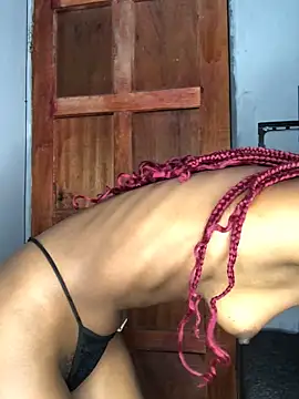 Caramel102004 online show from 17, 3, 2026