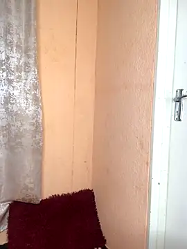 Caramel102004 online show from 25, 9, 2025