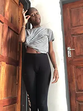 Caramel102004 online show from 3, 6, 2026
