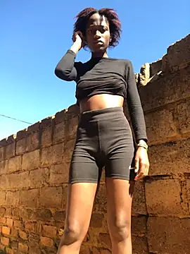 Caramel102004 online show from 28, 4, 2026