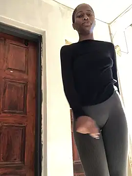 Caramel102004 online show from 12, 5, 2026