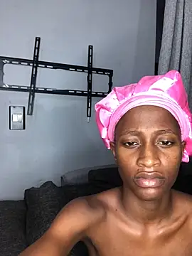 Caramel102004 online show from 10, 2, 2026