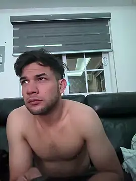 Moisesjrtapia online show from 8, 3, 2026