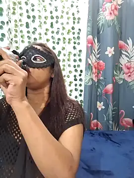 Snapshot of shani_taniya chatting on 19, 1, 2026 shani taniya online show from 19, 1, 2026