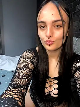 Snapshot of ScarStarX chatting on 7, 10, 2025 ScarStarX online show from 7, 10, 2025