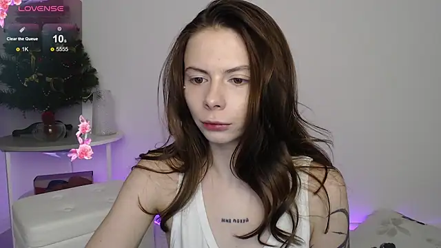 BellaAbey online show from 22, 12, 2025