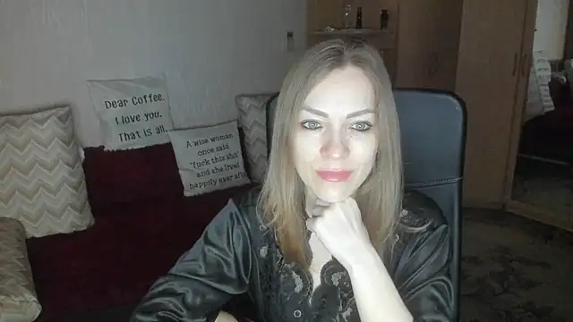 Tiffany Bates online show from 16, 3, 2026