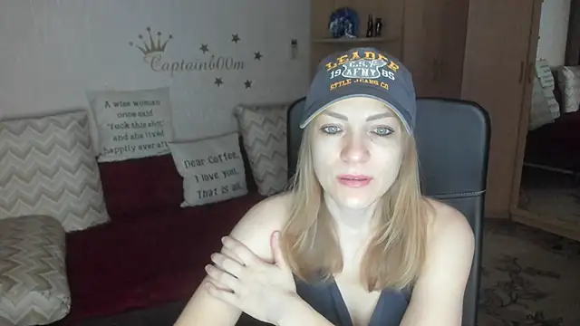 Tiffany Bates online show from 11, 11, 2025