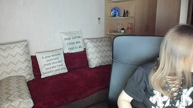 Tiffany Bates online show from 14, 1, 2026