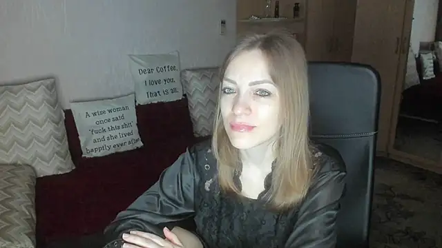 Tiffany Bates online show from 25, 2, 2026