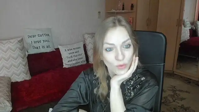 Tiffany Bates online show from 24, 4, 2026