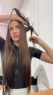 Luna Olsen online show from 8, 2, 2026