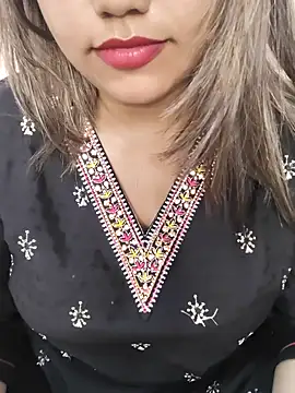 Snapshot of Miss_Rose__ chatting on 2, 11, 2025 Miss Rose online show from 2, 11, 2025