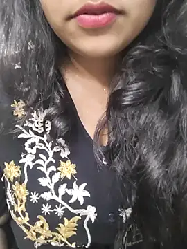 Snapshot of Miss_Rose__ chatting on 11, 10, 2025 Miss Rose online show from 11, 10, 2025