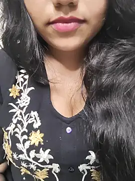 Snapshot of Miss_Rose__ chatting on 2, 10, 2025 Miss Rose online show from 2, 10, 2025