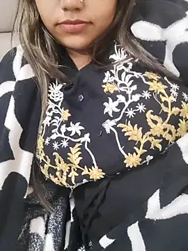 Snapshot of Miss_Rose__ chatting on 8, 11, 2025 Miss Rose online show from 8, 11, 2025