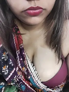 Snapshot of Miss_Rose__ chatting on 3, 11, 2025 Miss Rose online show from 3, 11, 2025