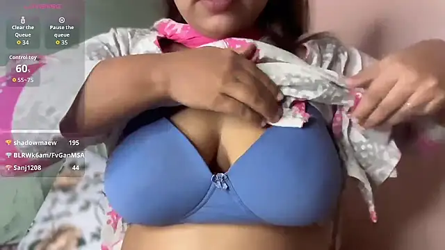 Snapshot of Miss_Rose__ chatting on 10, 7, 2026 Miss Rose online show from 10, 7, 2026