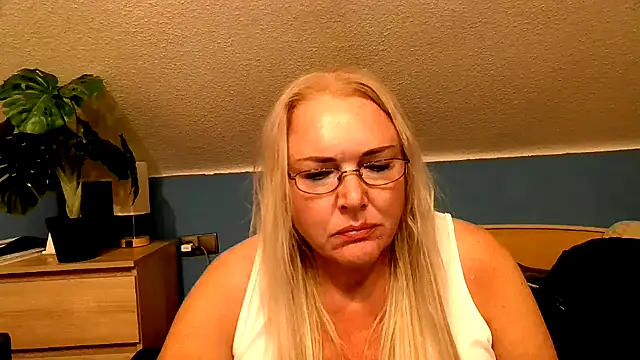 Sandy-Summer online show from 29, 9, 2025