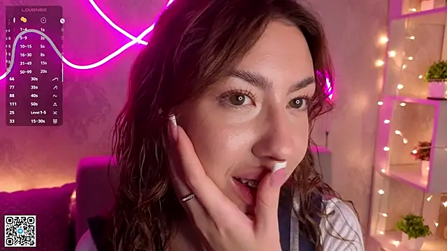 KeilaJeschon online show from 13, 11, 2025