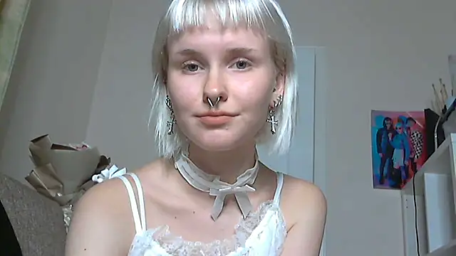 Paradoxy  online show from 10, 10, 2025