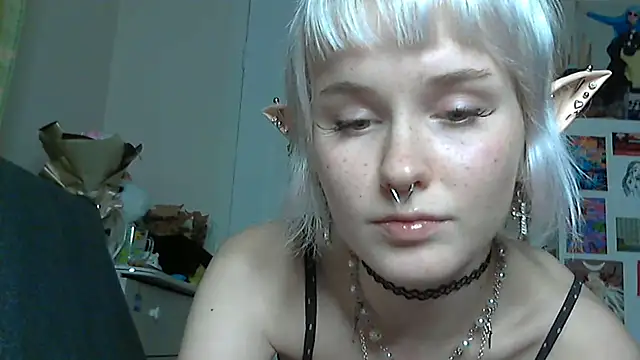 Paradoxy  online show from 30, 11, 2025