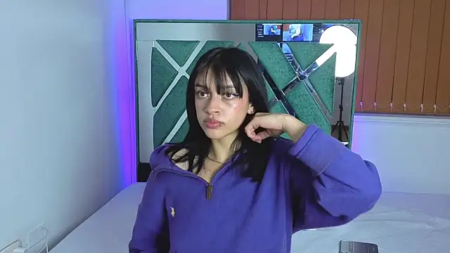 lissastone online show from 5, 11, 2025